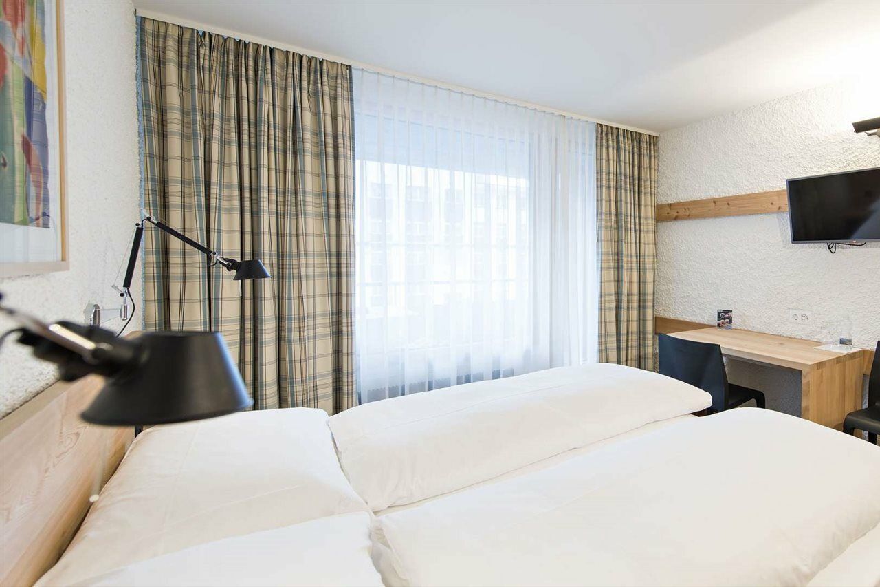Hauser Hotel